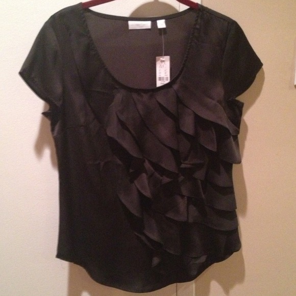 Ruffle top