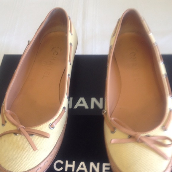 Authentic chanel flats. - Picture 2 of 4