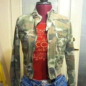 REDUCED!Adorable camouflage  jacket
