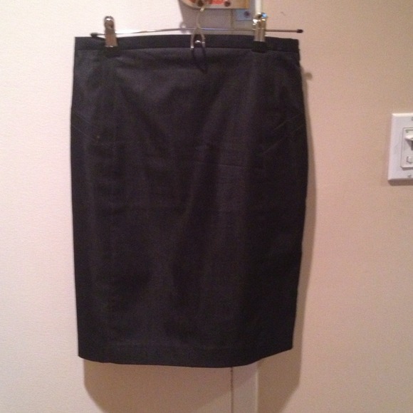 Shiny denim skirt