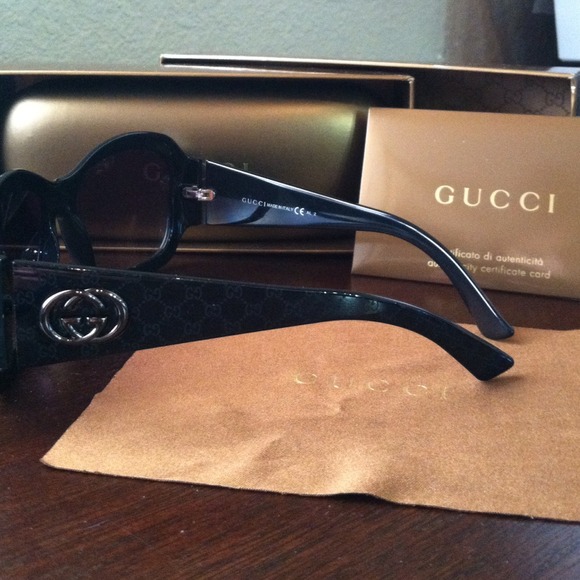 Gucci sunglasses - Picture 2 of 3