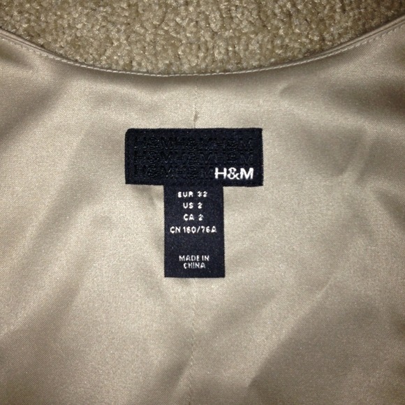 SOLD! H&M vest - Picture 4 of 5