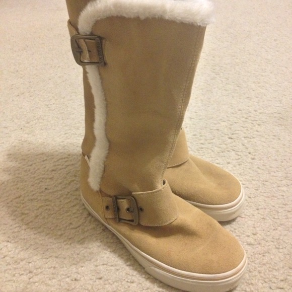 Vans Suede Boots