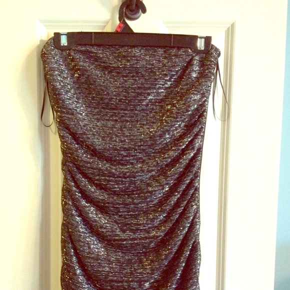 🎉REDUCED!! 🎉Express strapless cocktail dress