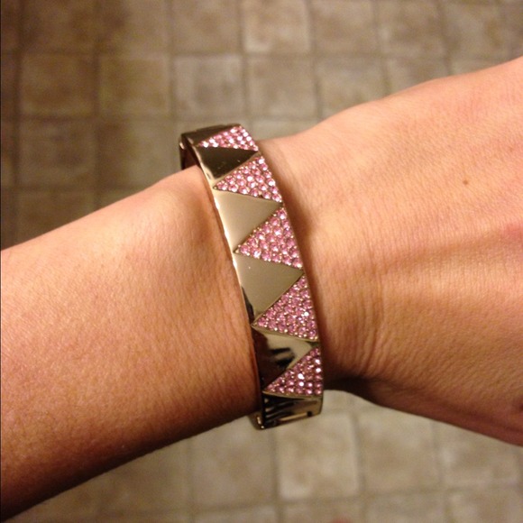 Jewelry - Pink Crystal Pyramid Bracelet