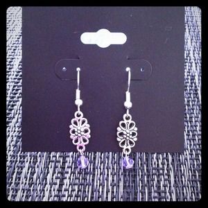 Pattern Purple Beads Earring. NWT