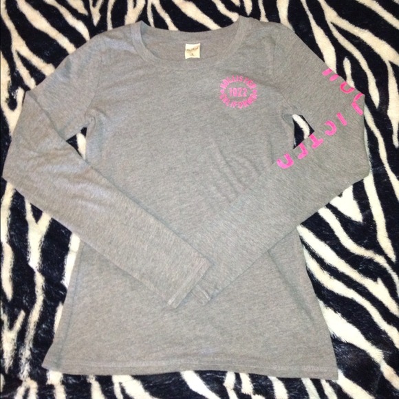 Long-sleeved Hollister Top