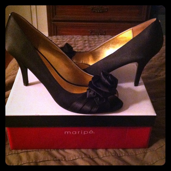 Cute black heels