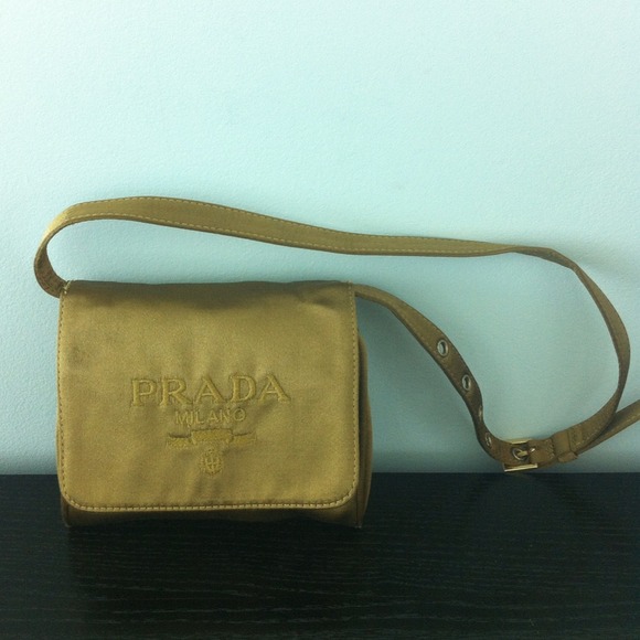 Small Prada Purse -Gold - special for parties !