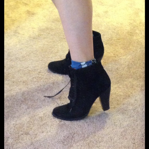 Booties - Picture 4 of 4