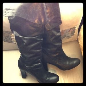Black leather boots size 7 1/2