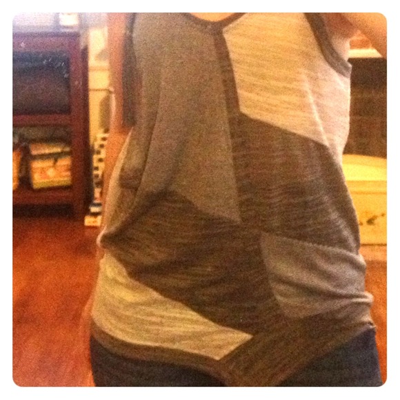 💥RESERVE💥Grey semi sheer tunic