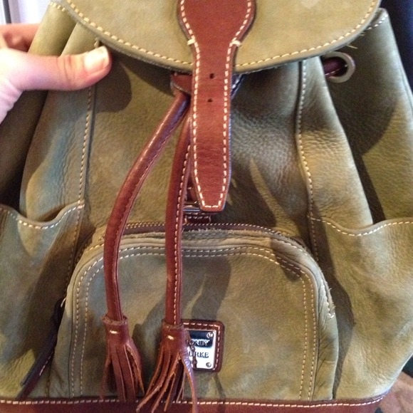 Excellent Dooney&Bourke green leather backpack