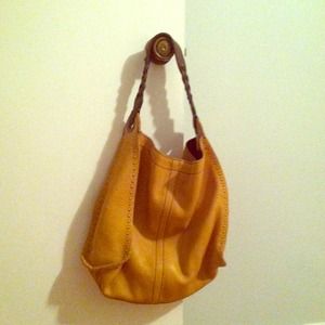 REDUCED Authentic Lucky Brand leather purse.