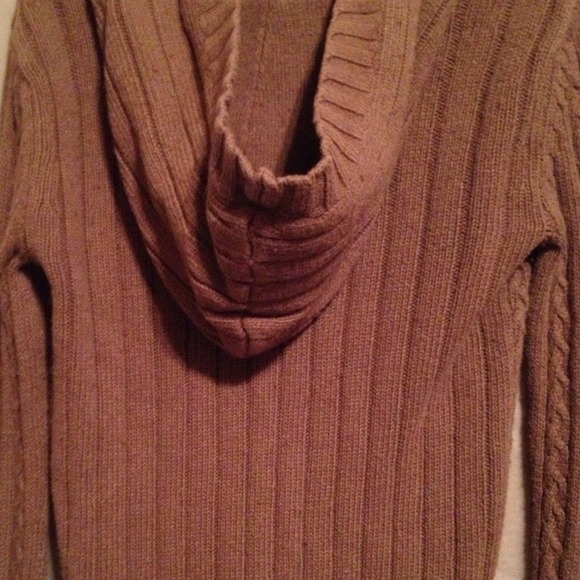 👀Hollister fitted sweater with hood - Picture 2 of 3
