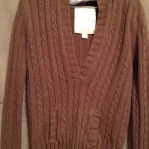 👀Hollister fitted sweater with hood