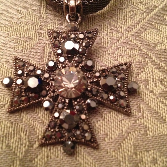 :::Sold::Charcoal grey cross necklace - Picture 2 of 4