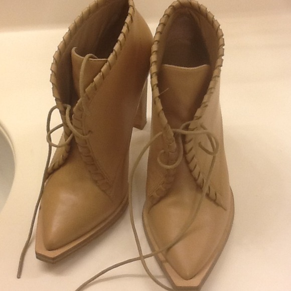 These booties are slightly too big for me.