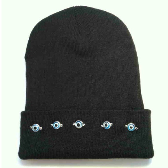 Black unisex beanie