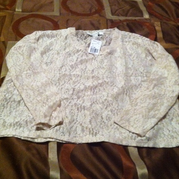 Beige lace Top