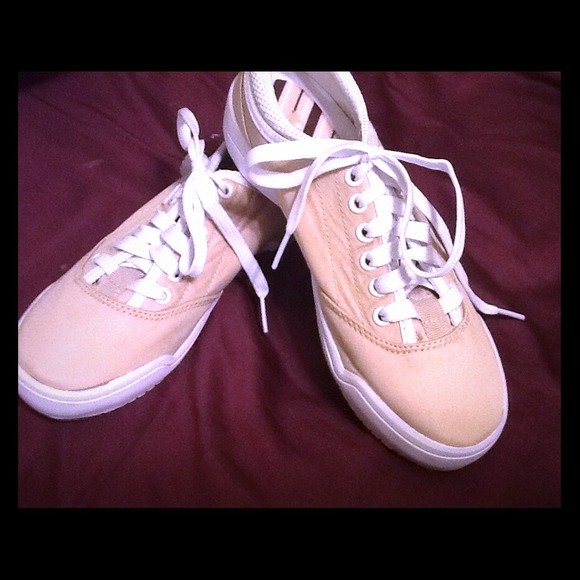 Amazingly new!! KEDS!!