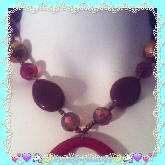 โก๏ธFINAL SALEโก๏ธ๐BEBE Statement Beaded Necklace๐ - Picture 4 of 4