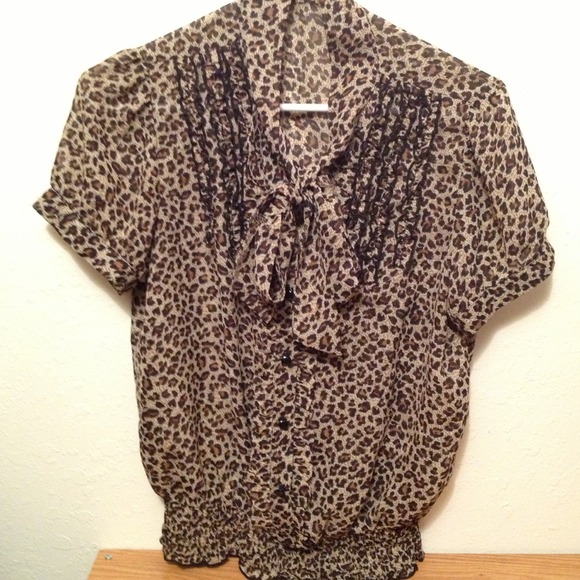 ❌❌bundle:Cheetah print top & turquoise heels❌❌