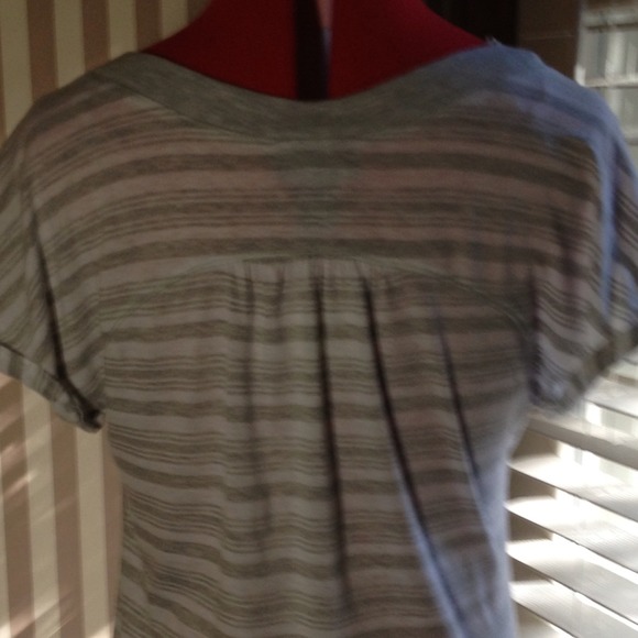 Cute striped faux pocket - Picture 3 of 3