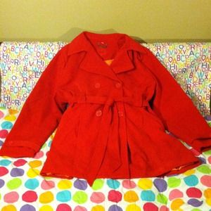 NEW. Stunning thick red belted & button coat 😍😍