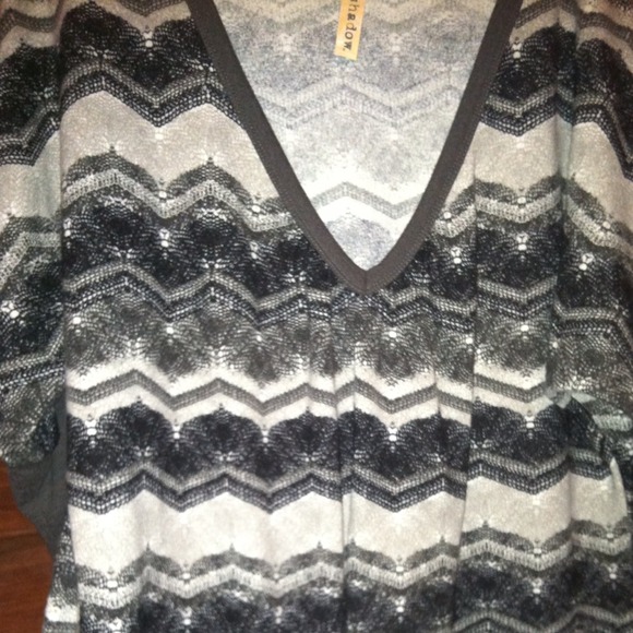 Shades of grey top very cozy! 3x perfect fit!