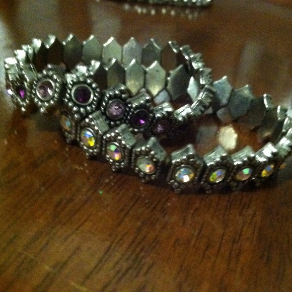 💟SOLD💟Set of Two Stretch Bracelets