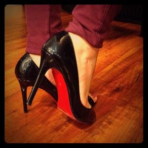 Used AUTHENTIC size 36 christian loubutine