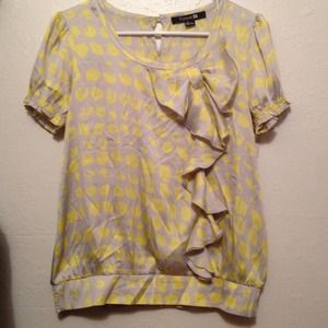 📦📦bundle:Yellow cheetah print top & black  vest