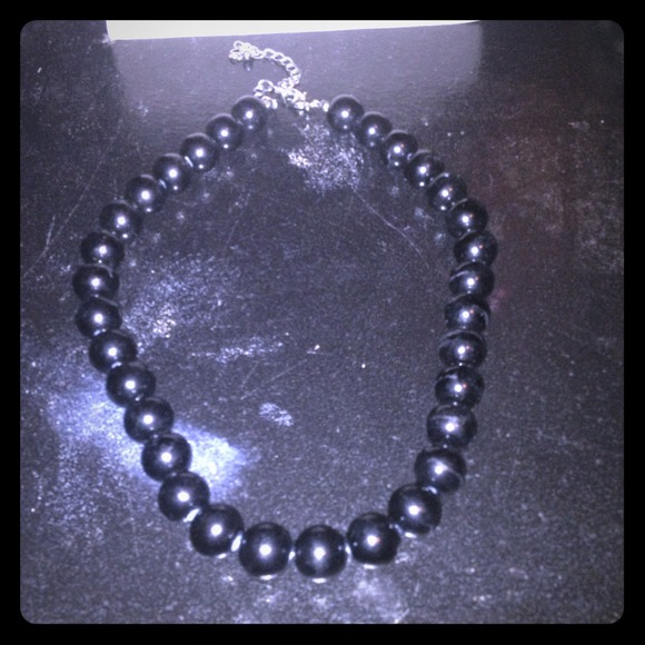 Black Pearl necklace
