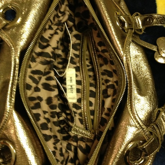 Nine West gold tone purse - Picture 2 of 4