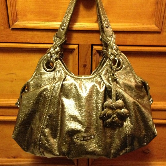 Nine West gold tone purse - Picture 4 of 4