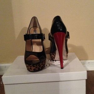 Steve Madden pumps