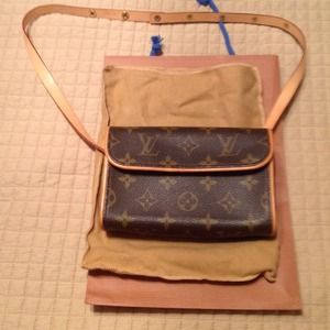 !!!!!SOLD!!!!!! Authentic Louis Vuitton