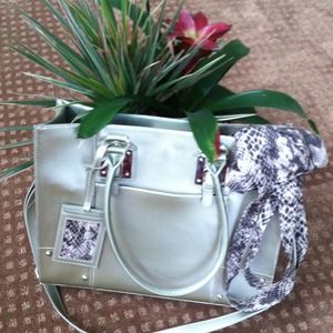 Computer tote - champagne matte metallic leather.