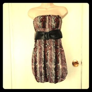 🎉SOLD🎉🎀STRAPLESS ANIMAL PRINT DRESS🎀