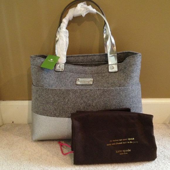 🆕REDUCE!! ⬇ Kate Spade Tote - Magazine Tote - Picture 2 of 4