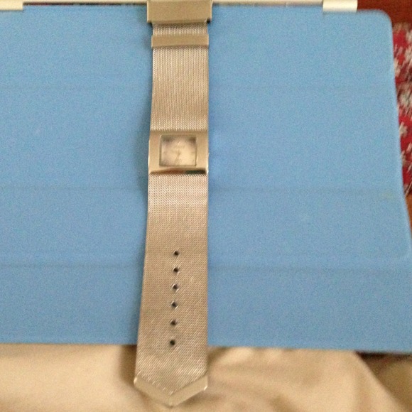 Like new watch. I only wore once.