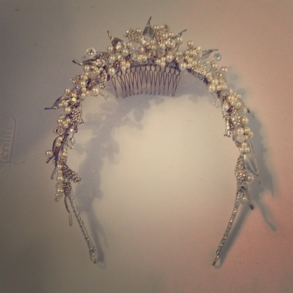 SOLD!!!!!! Bridal Headpiece Custom/Vintage