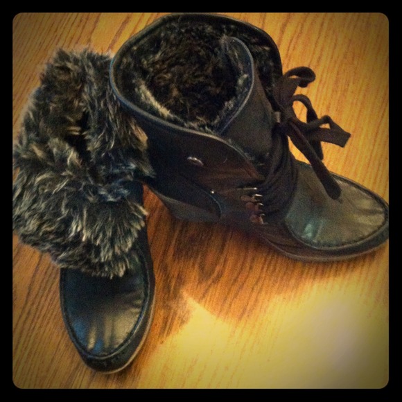 Black Fury Wedge Boots!!!