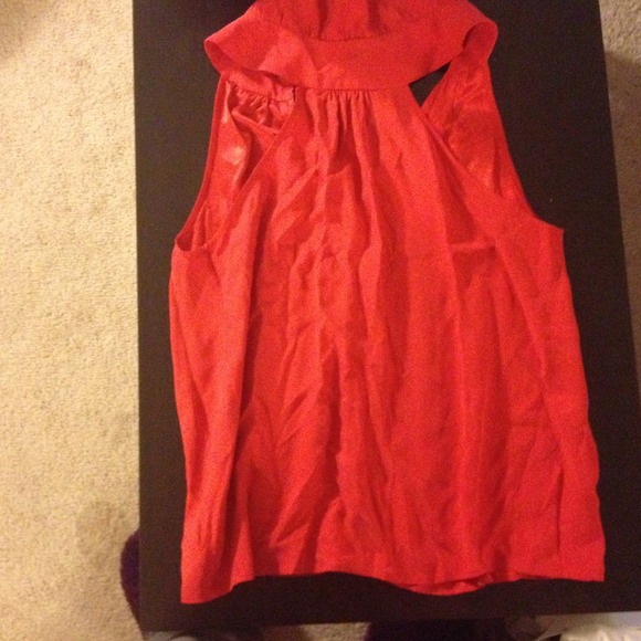 🎉❌sold-bundle❌🎉Dolce Vita silk tank - Picture 2 of 3