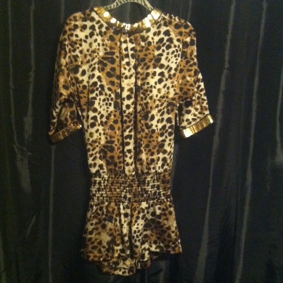 Leopard romper
