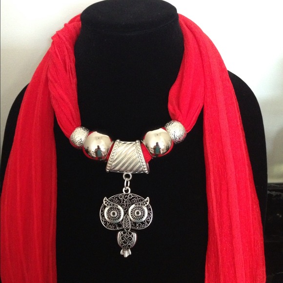Red Scarf with accessories imported from Peru