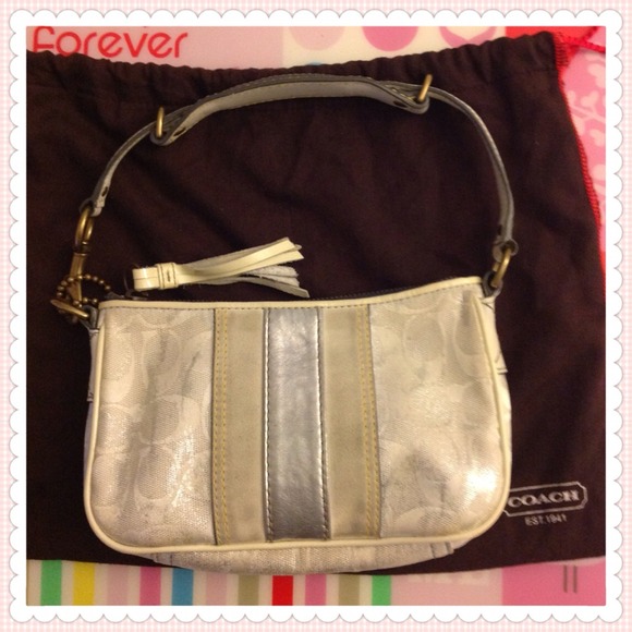 🌹sold🌹Coach small shoulder bag