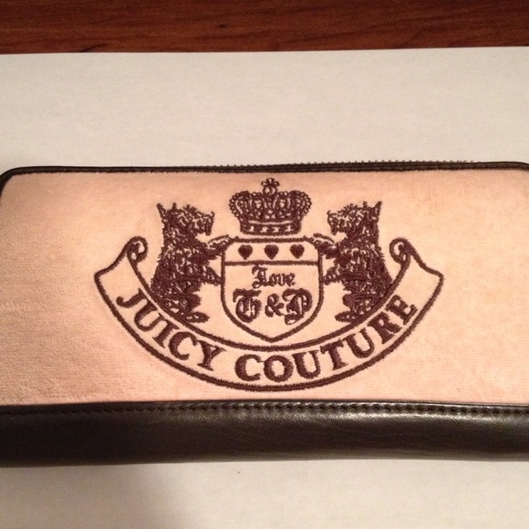 Pink Juicy Couture wallet