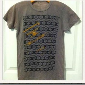 Boutique Chanel Tee